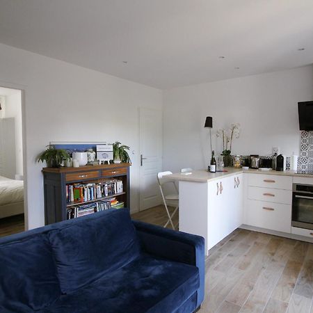 Appartement Avec Terrasse Privee, Plage A Pied Saint-Aubin-Sur-Mer  Eksteriør billede