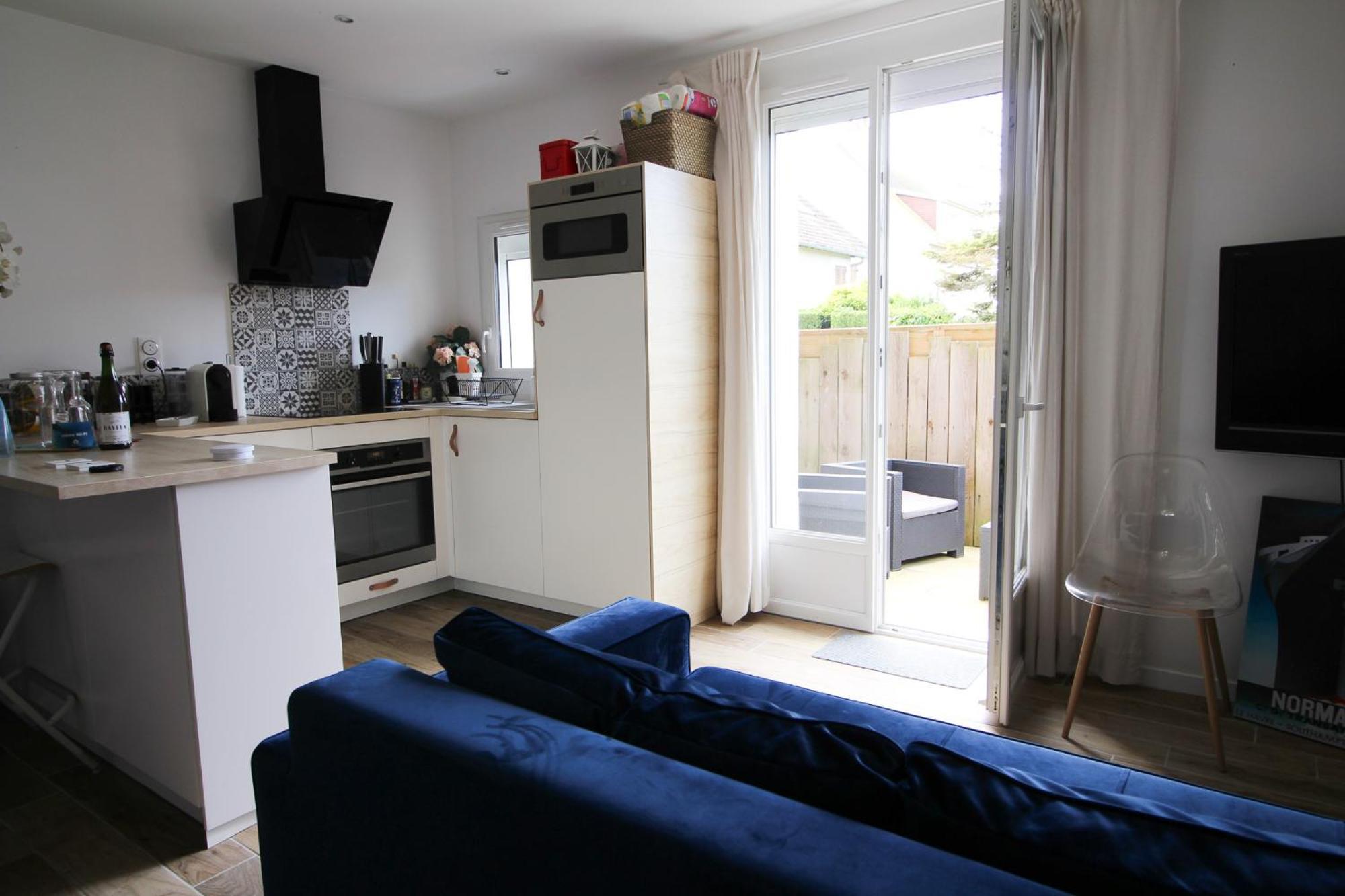 Appartement Avec Terrasse Privee, Plage A Pied Saint-Aubin-Sur-Mer  Eksteriør billede