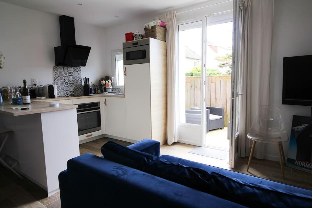 Appartement Avec Terrasse Privee, Plage A Pied Saint-Aubin-Sur-Mer  Eksteriør billede